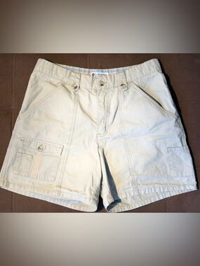 Columbia women's Khaki Cargo Shorts - Light Tan